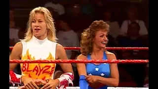 (720pHD): WWE RAW 10/03/94 - Alundra Blayze & Heidi Lee Morgan vs. Luna Vachon & Bull Nakano