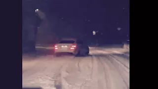 Mercedes c220d in snow