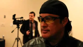 Steven Seagal on Anderson Silva front kick