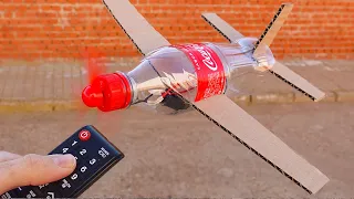 Fabriquer un AVION avec des Bouteilles de Coca-Cola (ça marche) ✈️😲