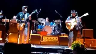 Neil Young   'Alabama'  20151010 20 39