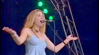 Saint Etienne - You're In A Bad Way - Glastonbury Festival HD