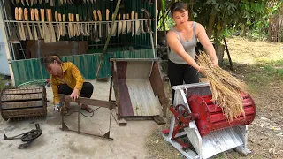 Blacksmith Girl. Repair Recover Rudimentary Rice Threshing Machine, Blacksmith Cabin & Mechanical