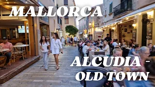 ALCUDIA OLD TOWN - WALKING TOUR, MALLORCA (MAJORCA) BALEARIC ISLANDS