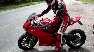 Ducati Panigale 1199 S sound fly by