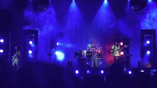 Khruangbin - Summer Madness (Live at New Haven, 2022)