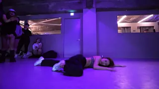 Ariana Grande - Dangerous Woman (Rozalin Choreography) Dance Mirror Slow