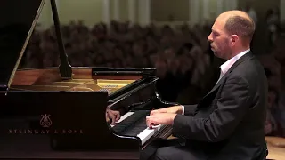 Schumann - "Aufschwung" op.12 no.2 - Andrei Korobeinikov in Moscow