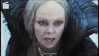 Snow White and the Huntsman: A poisoned apple HD CLIP