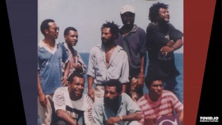 PNG Oldies: Kales Gadagads - Ngalong e'