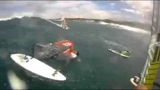 Boujmaa's windsurfing crash at hookipa, Triple forward loop attempt