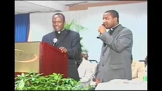 COPUSA Archives: The Late Aps. Dr. Michael Ntumy (Rtd.) ministers at 2007 Holy Spirit Conference