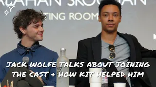 Jack Wolfe talks about joining the cast of Shadow & Bone and how Kit Young helped him !