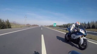 Ninja H2 vs S1000RR