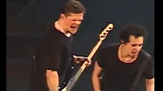 Metallica - Live at Copps Coliseum, Hamilton, ON (1997)