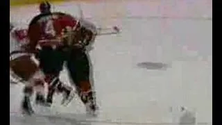 1999-00 Round 4/Game 6: Scott Stevens Profile