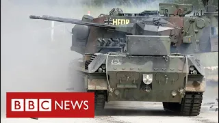 Germany sends tanks to Ukraine as US says Russia "will be defeated" - BBC News