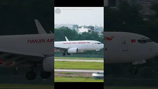 Close Up Aircraft Landing | Boeing 737-75C(BDSF) | Tianjin Air Cargo #shorts