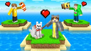 REUNITED With OUR PETS! (Minecraft Squid Island)