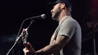 Aaron Lewis - Everlong (Foo Fighters Cover) / Calls Out Fan LIVE [HD] 1/27/17