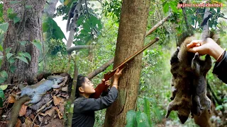 The ultimate plastic gun to hunt squirrels in the jungle สาวดอย