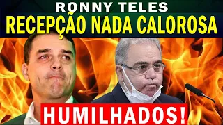 HUMILHADO!! FLÁVIO BOLSONARO VAIADO DURANTE VACINAÇÃO