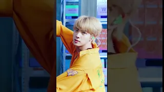 BTS (방탄소년단) 'Butter' #JIN fancam @ FNS MUSIC FESTIVAL Seokjin Focus