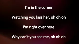 Dancing on my own by Calum Scott (lyrics)