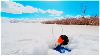 ЛОВЛЯ ЩУКИ НА ЖЕРЛИЦЫ В МАРТЕ | ПОПАЛИ В МЕТЕЛЬ! КЛЁВ ЩУКИ В НЕСТАБИЛЬНУЮ ПОГОДУ! ПОСЛЕДНИЙ ЛЁД 2023