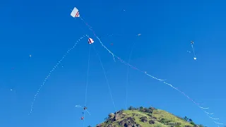 Muito pipão no alto no céu  azul de Água Santa - catei uma pipa do aparo da outra laje pela linha