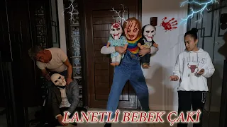 GERÇEK DÜNYADA LANETLİ BEBEK ÇAKİ MASKELİNİN BEBEKLERİNİ KAÇIRDI !! MASKELİ GERÇEKLERİ İTİRAF ETTİ