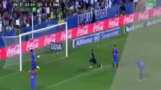 Cristiano Ronaldo Amazing Goal ~ Levante 2x3 Real Madrid ~ 05 10 2013