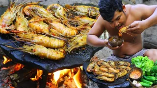 Cooking Lobster on Rock Recipe - Cook Shrimp eat with hot Chili Sauce