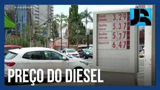 Abastecer o carro com diesel fica mais caro após reajuste anunciado pela Petrobras