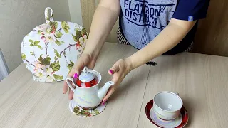 Make this heating pad on the teapot and your tea will stay hot for a long time)