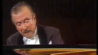 Video | Claudio Arrau plays Beethoven Eroica Variations - Live in Bonn