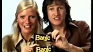 Banjo   Chocolate Bar   Crisp Wafer, Nut Flavour   UK Advert