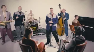The Jive Aces Swingin' Soundie - Wrap Your Troubles In Dreams (Dean Martin cover)