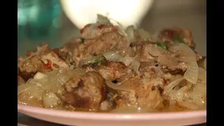 Мясо на луковой подушке / шашлык в духовке