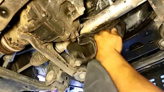 How to change the oil on a 2011 Toyota Hilux