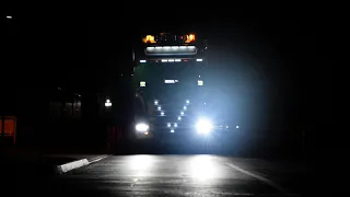 Scania R560 V8 Transmruk /  NIGHT Open Pipe Sound 🔥