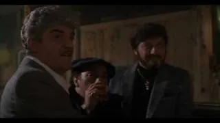 The Goodfellas - Quei bravi ragazzi - Tommy sputa e lustra