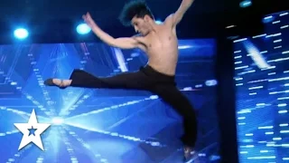 Amazing, young contemporary dancer, Calin Muresan | Auditions Week 1 | Românii au talent
