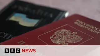 Thousands of Russians fighting for a Ukrainian passport - BBC News
