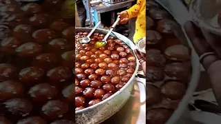 Varanasi famous gulab jamun sweet. #food #gulabjamun #banaras #varanasi #kashi #viral #reels