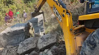 Scattered Rocks Added Difficulty for this Mountain Farmers' Road-JCB Backhoe