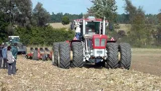 Schlüter Profi Gigant with 12 furrow reversible Plow