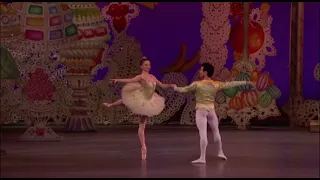 NUTCRACKER - Sugar Plum Fairy & Cavalier (Megan Fairchild & Joaquine de Luz - New York City Ballet)
