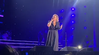 mine - Kelly Clarkson (Vegas residency) - 8/12/2023