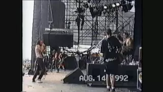 Pearl Jam Lollapalooza 1992 RARE On Stage footage with Dave Abbruzzese Drums